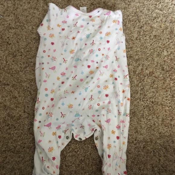 Adorable girls outfits - Picture 3 of 8